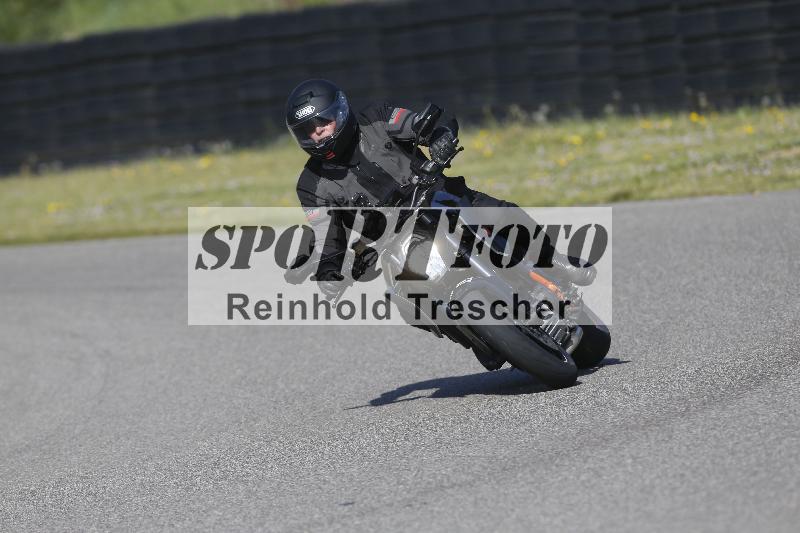 /07 09.04.2026 Cornu Master School ADR/Gruppe gruen/25